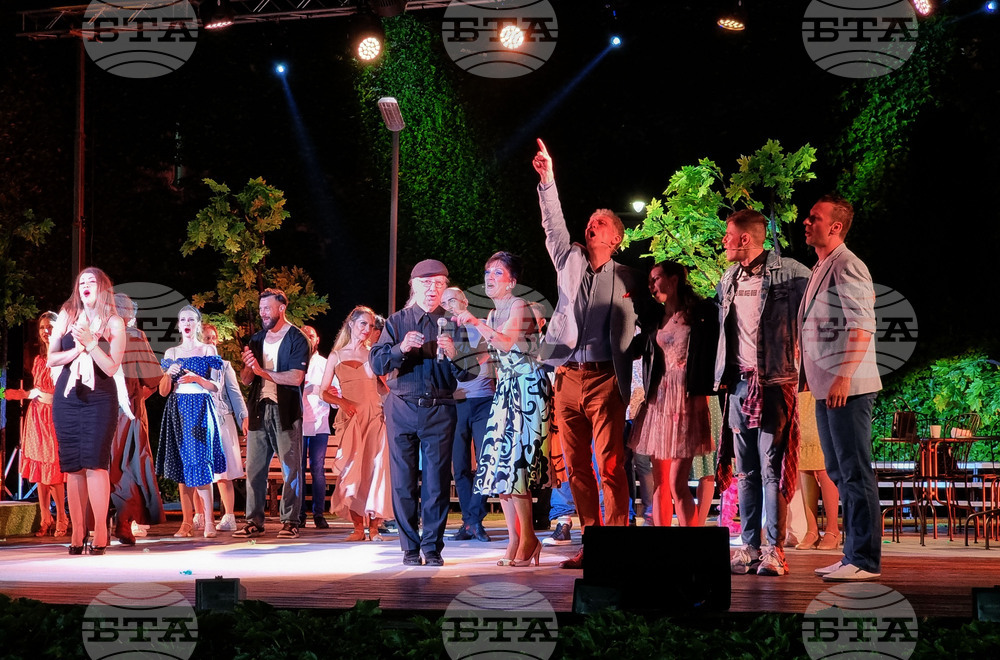 Варна - Летен театър - Мюзикъл „Здравей! Как си, приятелю?“