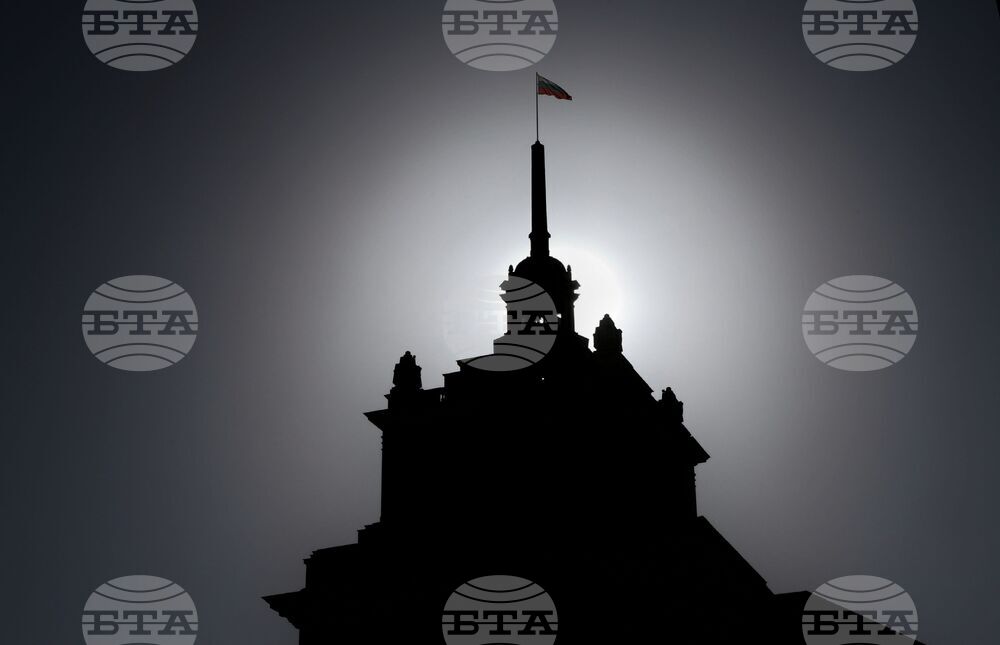 Президент - партии - консултации