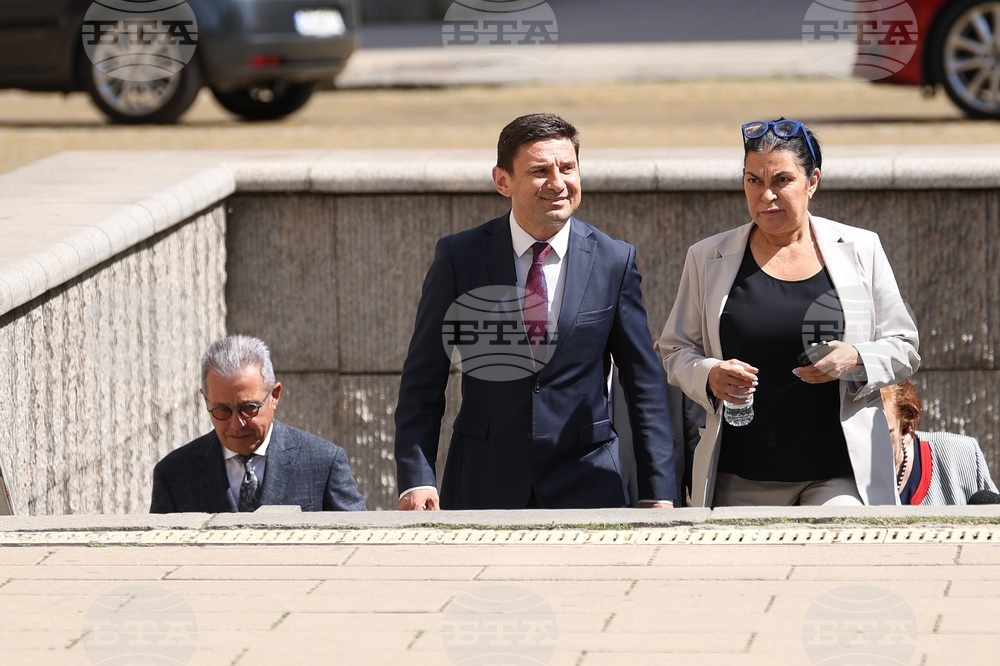 Президент - парламентарни групи - консултации - ДПС