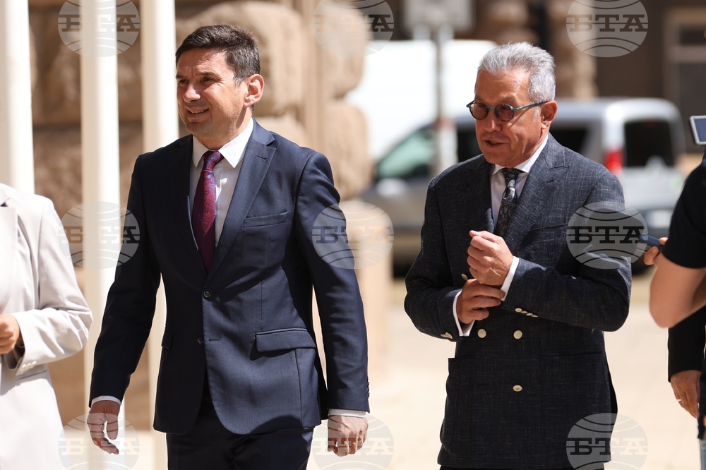 Президент - парламентарни групи - консултации - ДПС