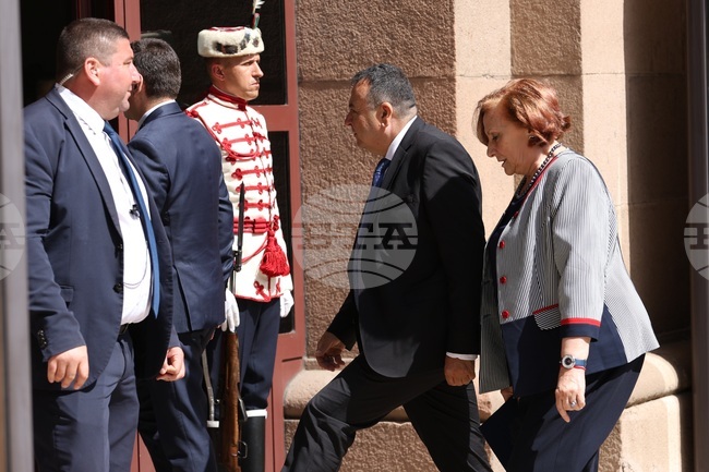 Президент - парламентарни групи - консултации - ДПС