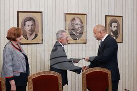 Президент - ДПС - консултации