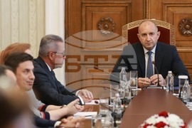 Президент - ДПС - консултации