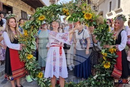 Велико Търново - Еньовден на Самоводската чаршия