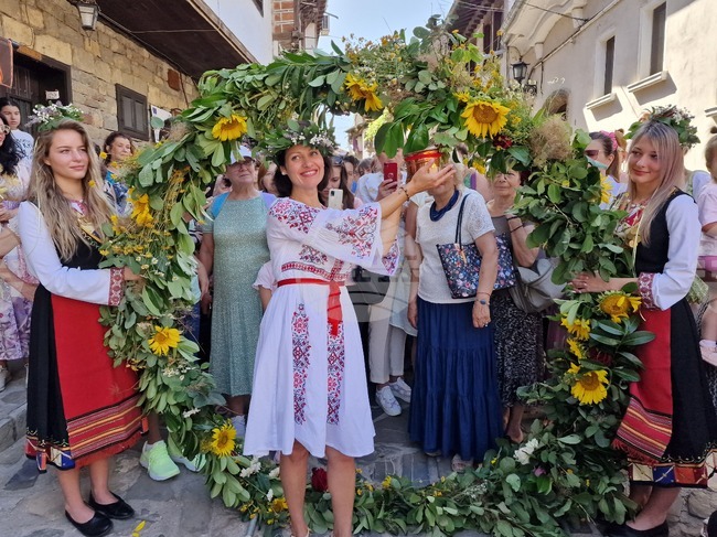 Велико Търново - Еньовден на Самоводската чаршия