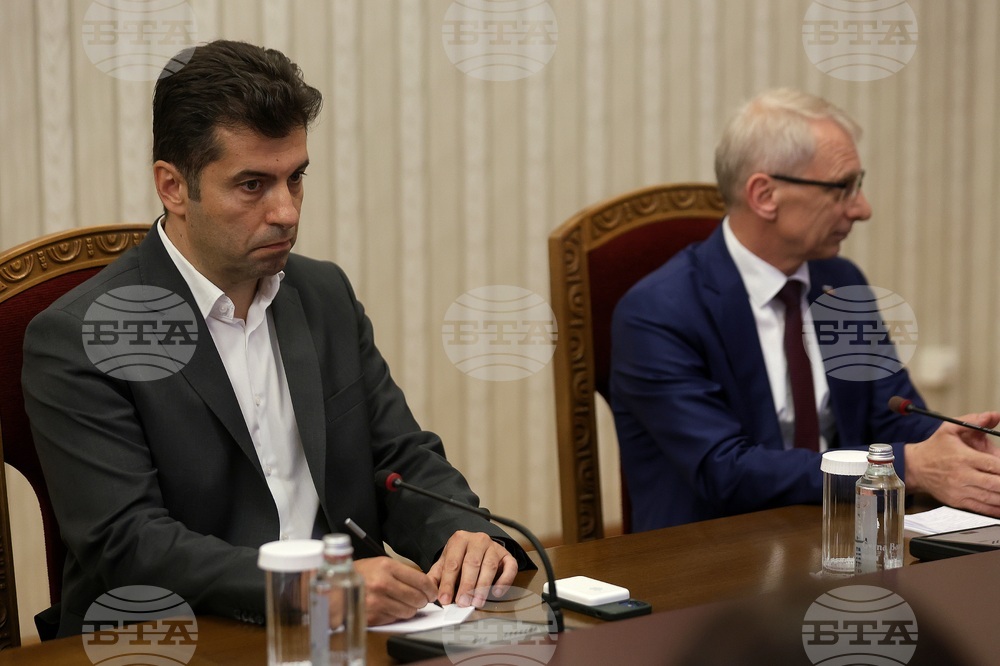 Президент - ПП-ДБ - консултации