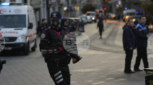 Близо половин тон наркотици са били иззети при операции на турската полиция в Истанбул, съобщи турският вътрешен министър 