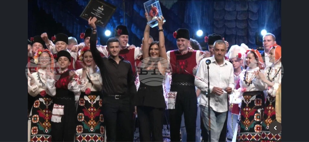 Наградата "Огънят на поколенията" е наша сбъдната мечта, каза Таня Димитрова, ръководител на пазарджишкия състав "Чудесия"