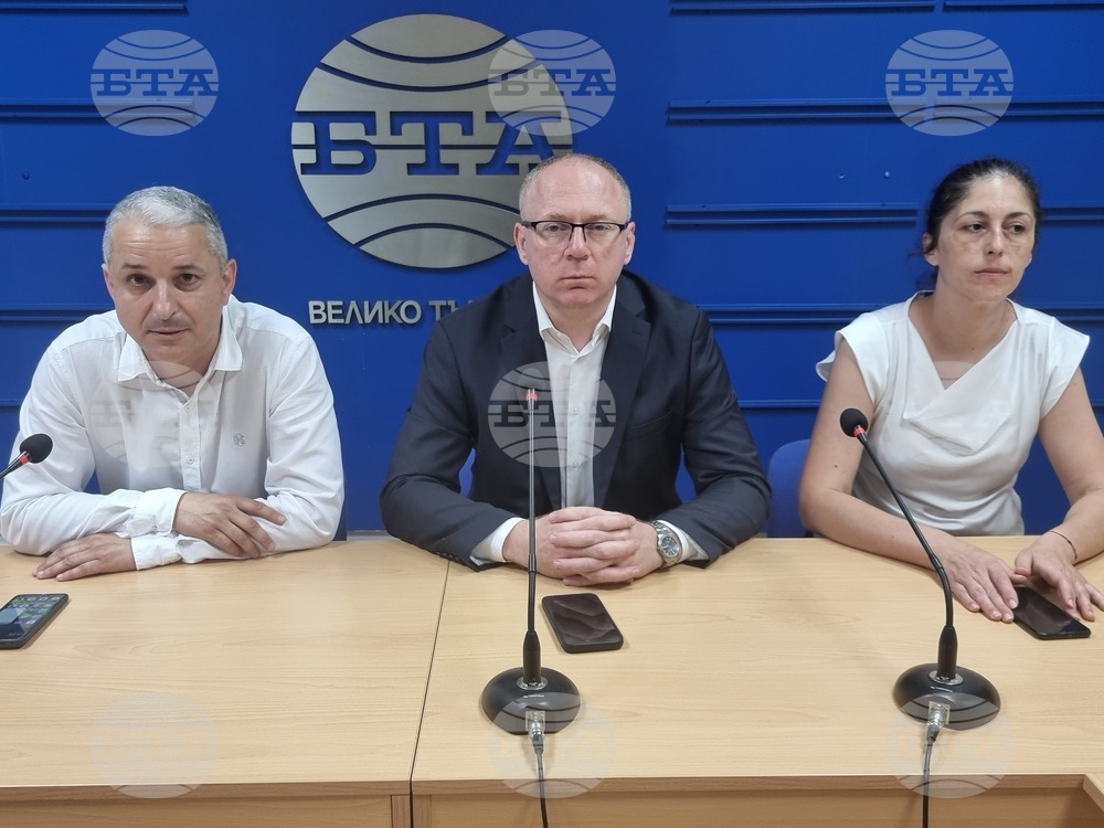 Ако партия"Възраждане“ получи трети мандат за съставяне на правителство, подходът ще бъде без ГЕРБ-СДС и ДПС, каза Станислав Стоянов