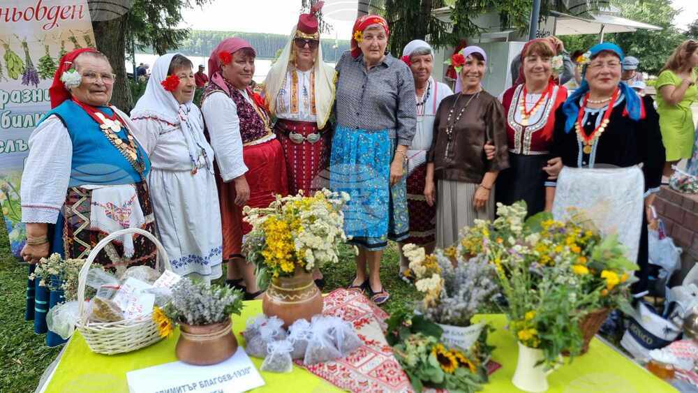 Силистра - „С билки и песни на Еньовден” - празник