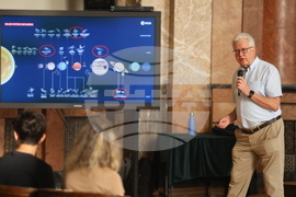 СУ „Св. Климент Охридски“ - Андрю Коутс - лекция - „Изследване на Слънчевата система“