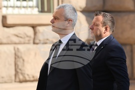 Президент - „Възраждане“ - консултации