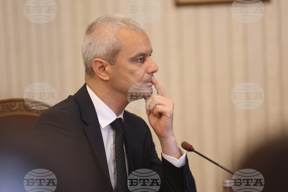 Президент - „Възраждане“ - консултации