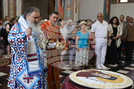 Варна - Храм "Свети преподобномъченик Прокопий Варненски" - литургия