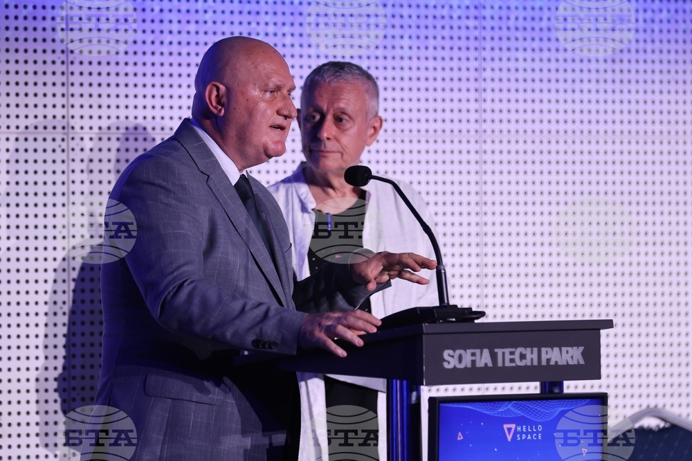 Младежки научен фестивал “Ало, Космос! Говори България”