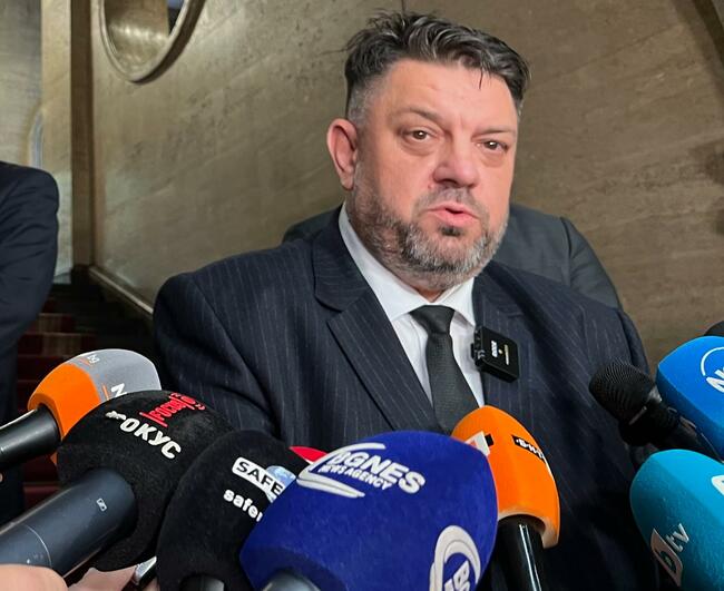 Атанас Зафиров: Ако се стигне до третия мандат, БСП ще участва активно за сформиране на експертно правителство