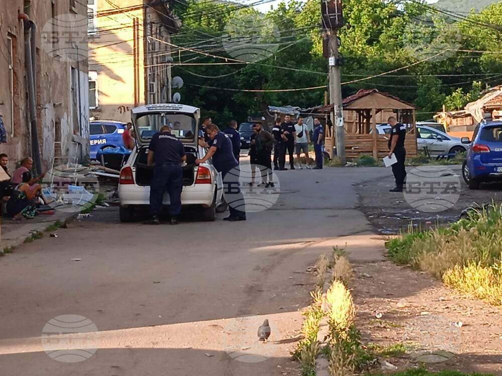 Петима души са задържани след акция в Перник за установяване на самоличност и съпричастност към извършени престъпления