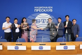 Българска телеграфна агенция - Южна Корея - журналисти - посещение