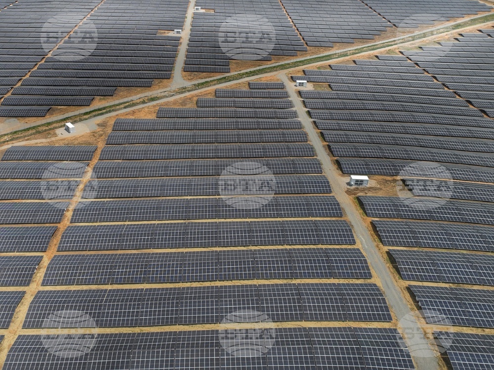 Българската банка за развитие и Електроенергийният системен оператор създават програма за ВЕИ мощности за публични потребители