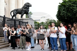 Съдебна палата - протест срещу „патриархалното насилие и тормоз“