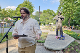 Шумен - комедиен театрален фестивал „Тодор Колев“ - откриване