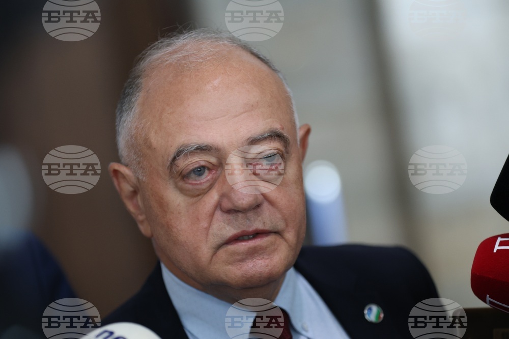 Парламент - Николай Денков - Атанас Атанасов