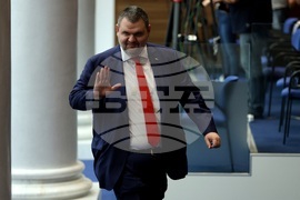 Парламент - заседание - Делян Пеевски