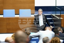 Парламент - заседание - Тошко Йорданов