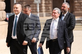 Президент - парламентарни групи - консултации - „Има такъв народ“