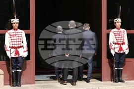 Президент - парламентарни групи - консултации - „Има такъв народ“