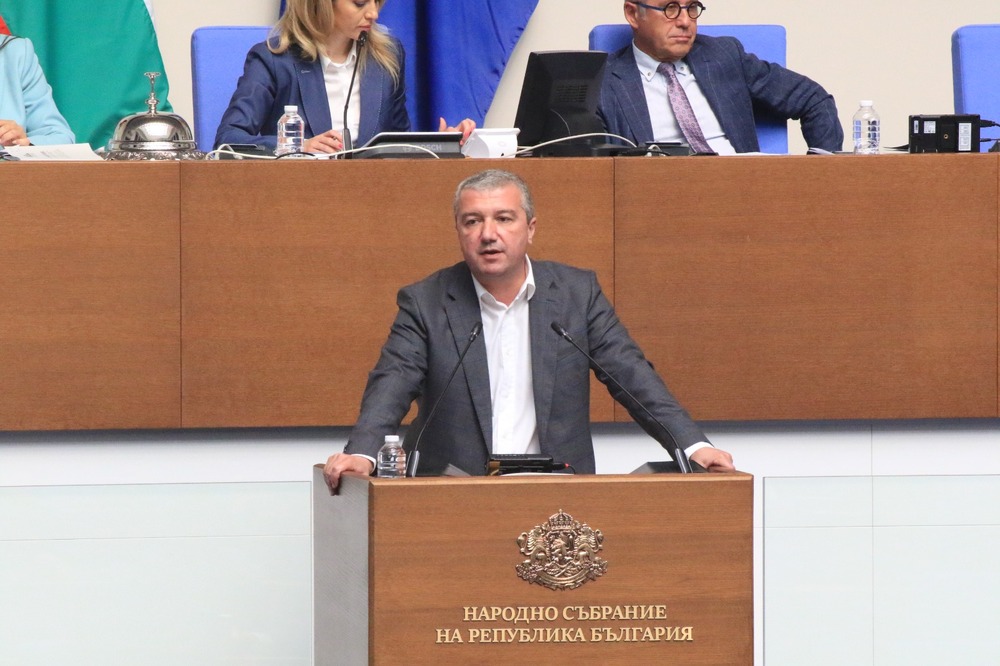 Драгомир Стойнев: БСП ще продължим да се борим болниците да не са търговски дружества