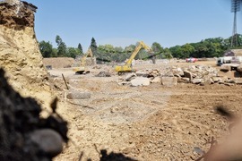 Стадион "Българска армия" - разрушителни дейности