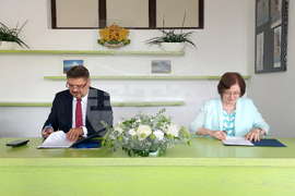 Троян - Кирил Вълчев - Донка Михайлова - договор за партньорство