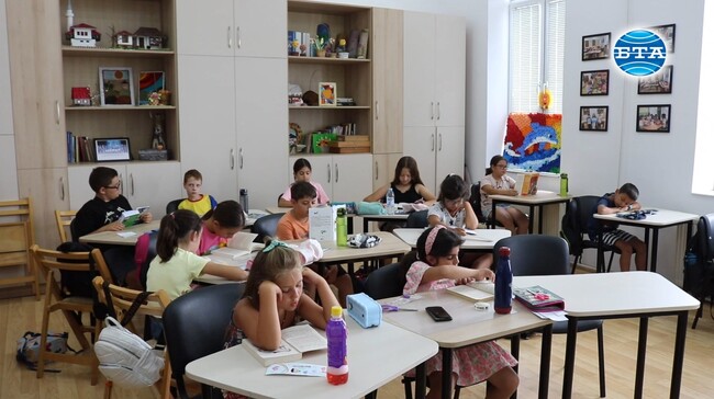 Общински детски комплекс – Балчик предлага 16 безплатни извънкласни форми на децата на Белия град