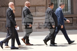 Президент - „Величие“ - консултации