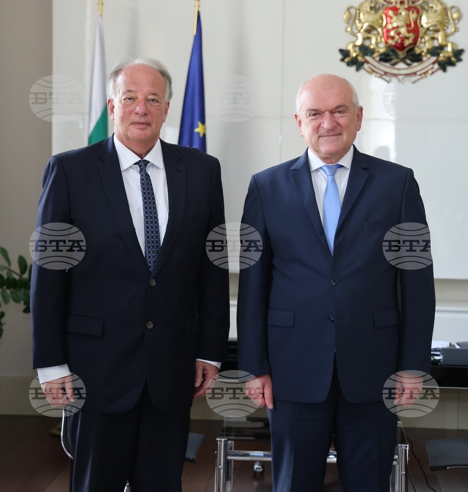 PM Glavchev Confers with International Affairs Adviser to NATO's Supreme Allied Commander Covington