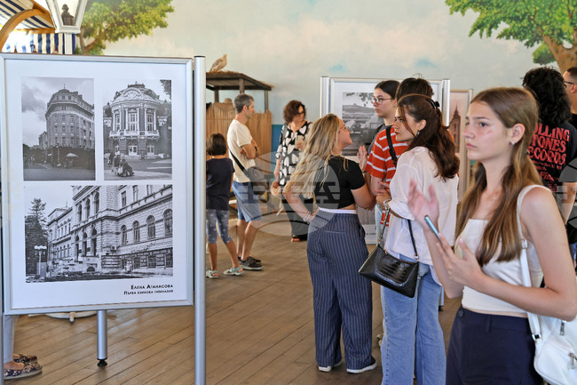 Варна - Музей за нова история на Варна - изложба „Така виждам Варна“