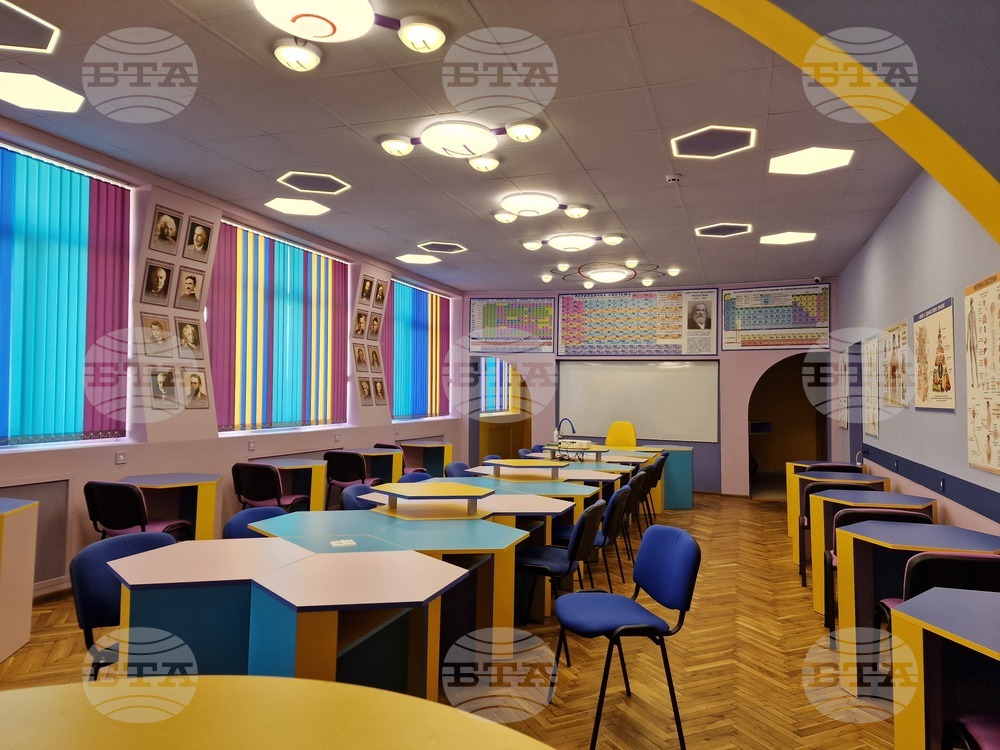 Общо 526 училища ще имат статут на иновативни през учебната 2025/2026 година