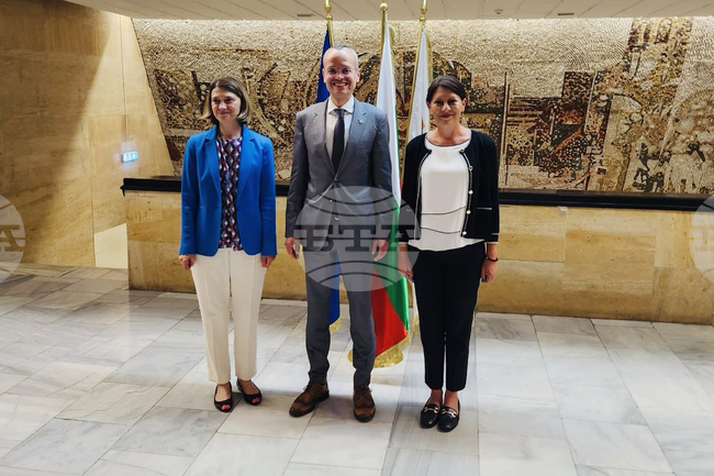 Благоевград - среща - посланик