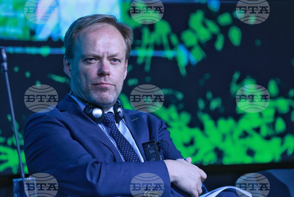 Успехът на зеления преход е екзистенциално важен за света, в най-голяма степен за Европа, каза в София Курт Вандерберге от ЕК