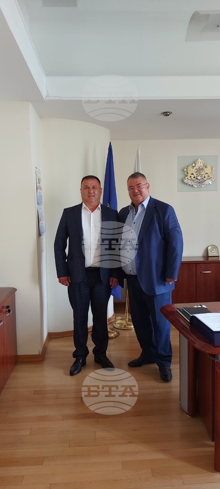 Община Павел баня спечели проект за извършване на цялостен ремонт на Дома за стари хора в село Търничени