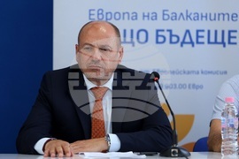 Национален пресклуб на БТА-Ловеч - проект "Европа на Балканите: Общо бъдеще"