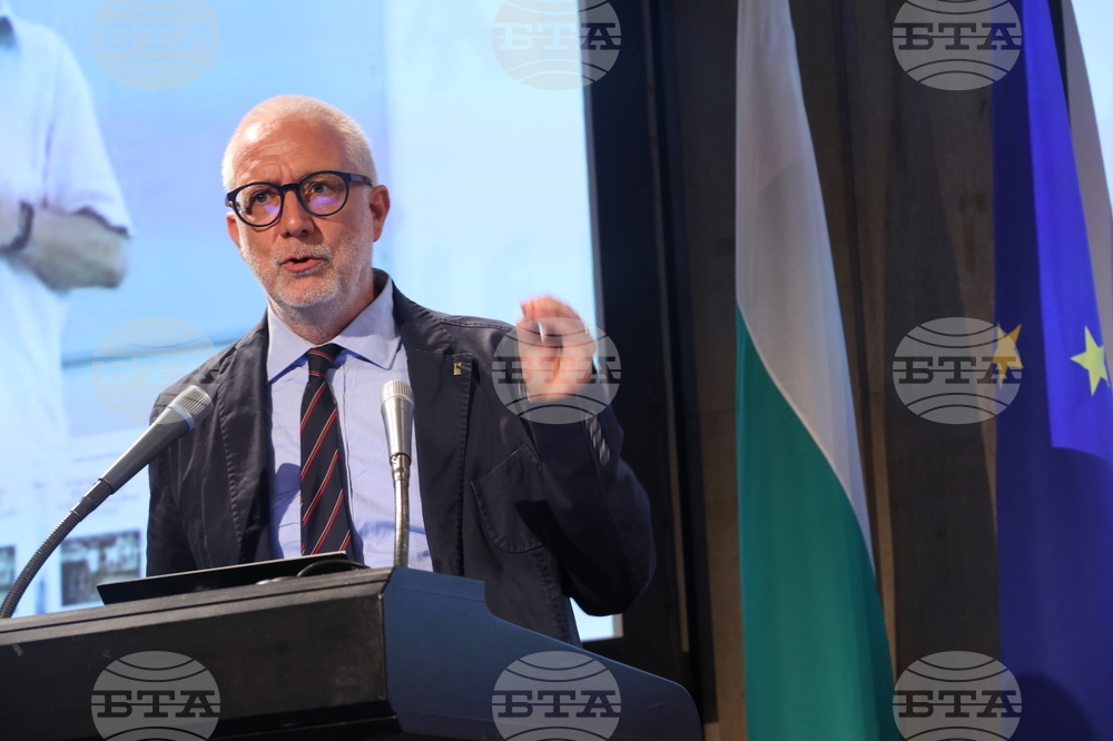 Международен форум за кирилицата „Азбука. Език. Идентичност“ - пленарни доклади