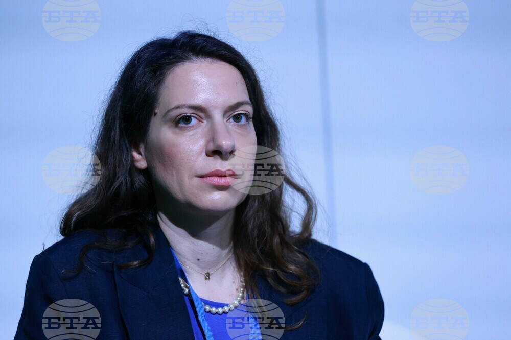 Симеона Манова, член на кабинета на комисар Ферейра: Борбата с климатичните промени не се случва в Брюксел, а по места