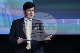 „Булевард 2044“ - форум