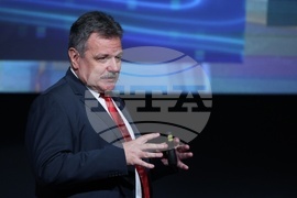 „Булевард 2044“ - форум