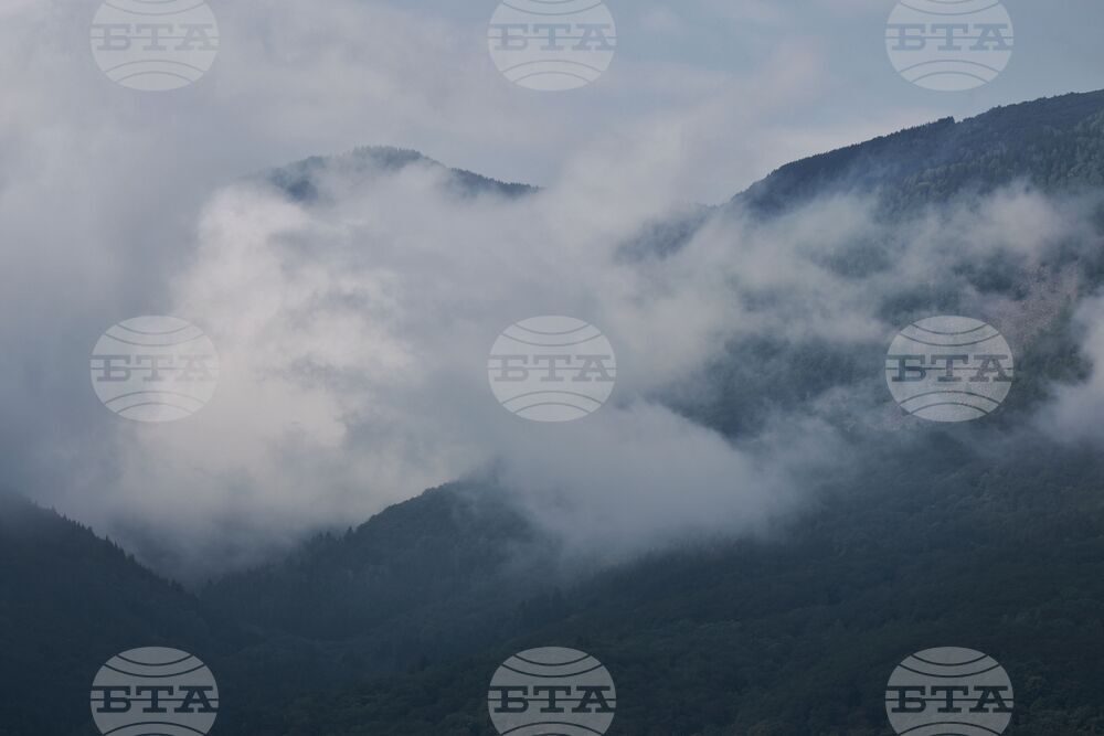 Витоша планина - изглед - облаци