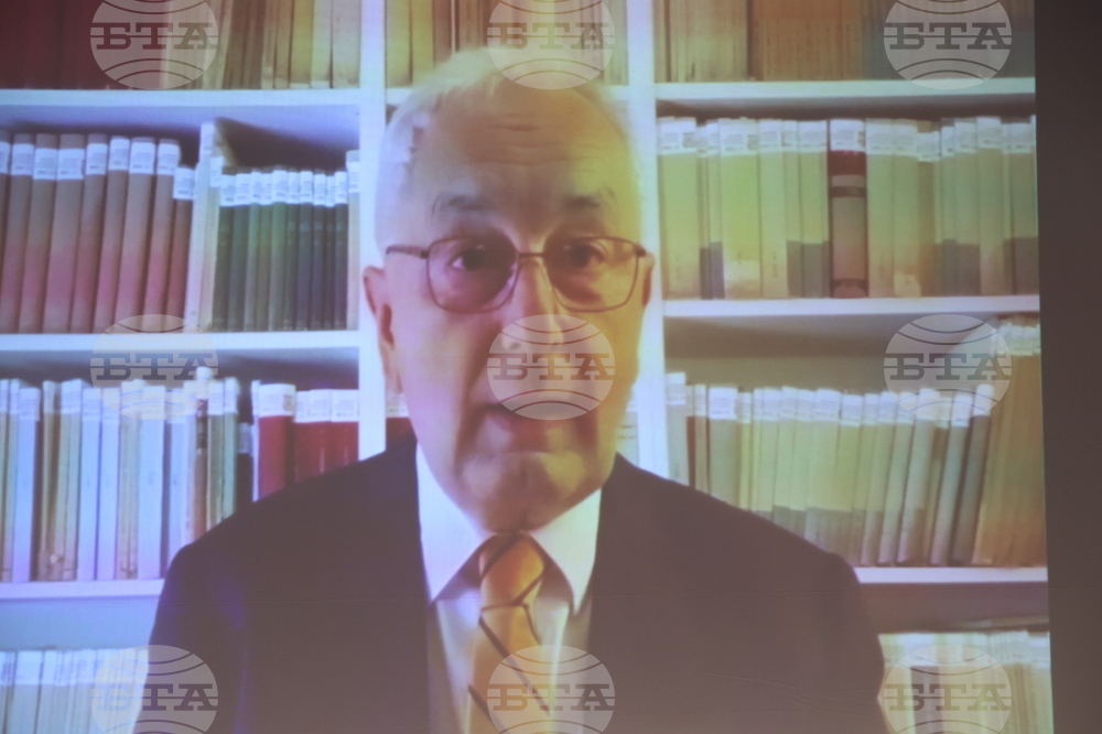 Международен форум за кирилицата „Азбука, език, идентичност“ - първа сесия „Средновековното наследство на кирилицата“