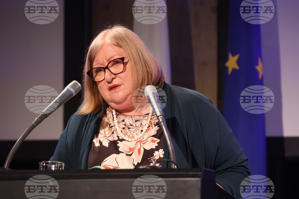 Международен форум за кирилицата „Азбука, език, идентичност“ - първа сесия „Средновековното наследство на кирилицата“