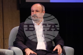 Международен форум за кирилицата „Азбука, език, идентичност“ - първа сесия „Средновековното наследство на кирилицата“